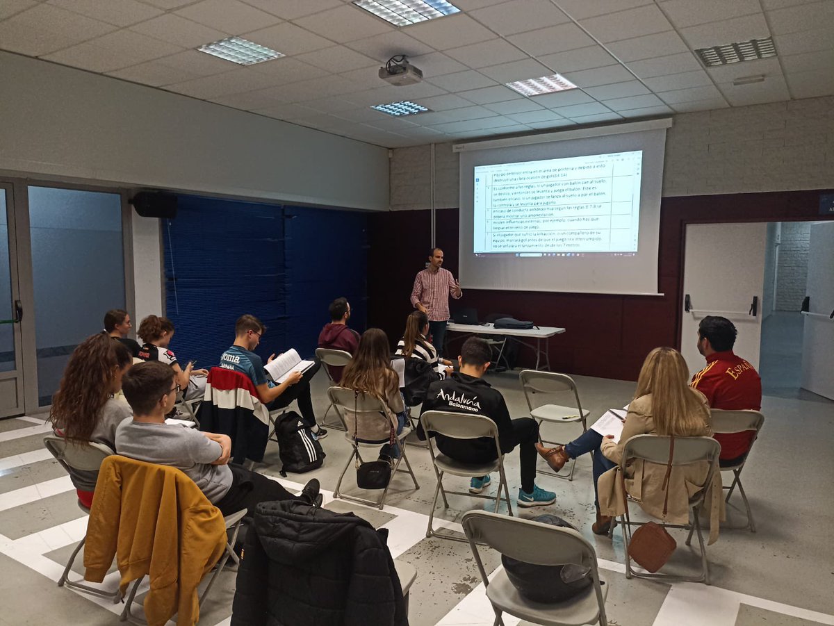 Ayer tuvo lugar una nueva reunión del CTA donde <a href="/DaniCarceles/">Daniel Cárceles</a> estuvo orientando sobre los Test de Reglas y de Búsqueda a la vez que trabajando sus soluciones. ✅