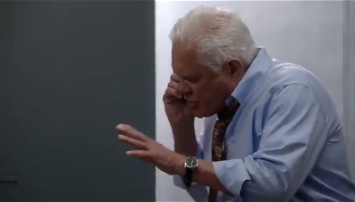 DHPLover's tweet image. #OTD in 2015:

Provenza: “Whoa, whoa, whoa, whoa, whoa, whoa, now just slow down. Where are they taking him?”

#MajorCrimes #TakingTheFall