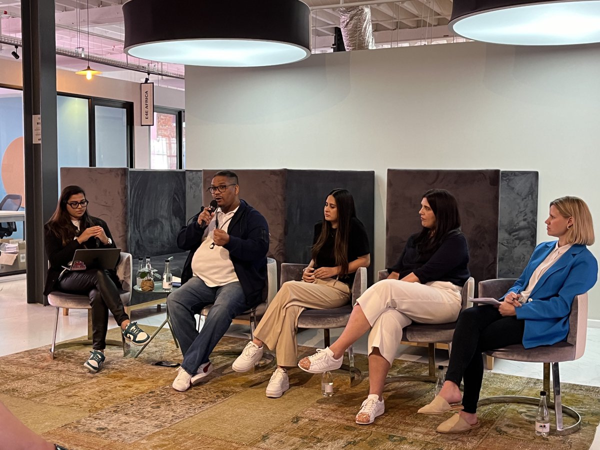 turn_io's tweet photo. Thanks @InnoCityCPT for hosting the panel on the #FutureOfChat with our co-founder @pippayeats. While our focus is impacting global health, it was valuable to engage on the universal challenges, experiences + solutions we share across sectors & the collective optimism for #Chat. https://t.co/UjVCCdhKqU