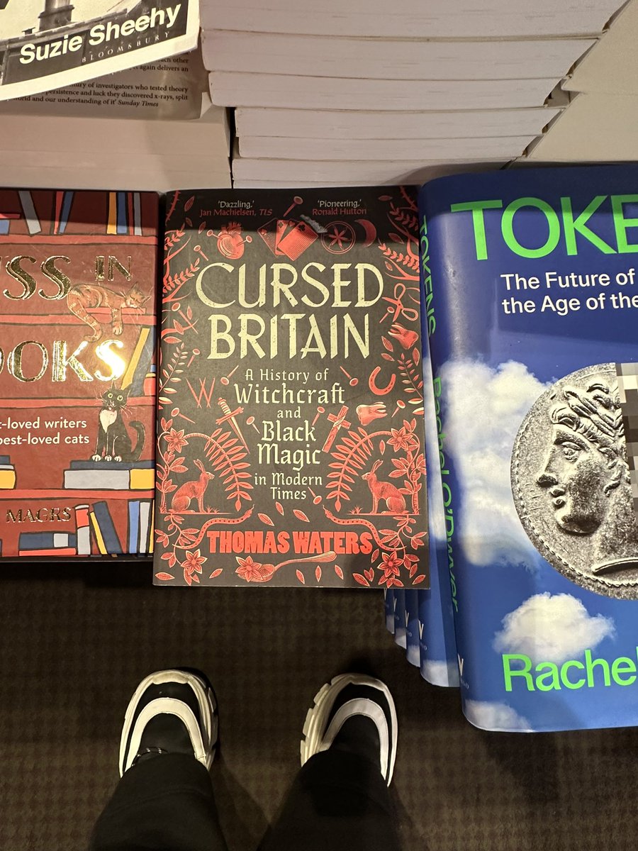 @DrThomasWaters just spotted in the wilds of the @NationalTheatre bookshop 🙂