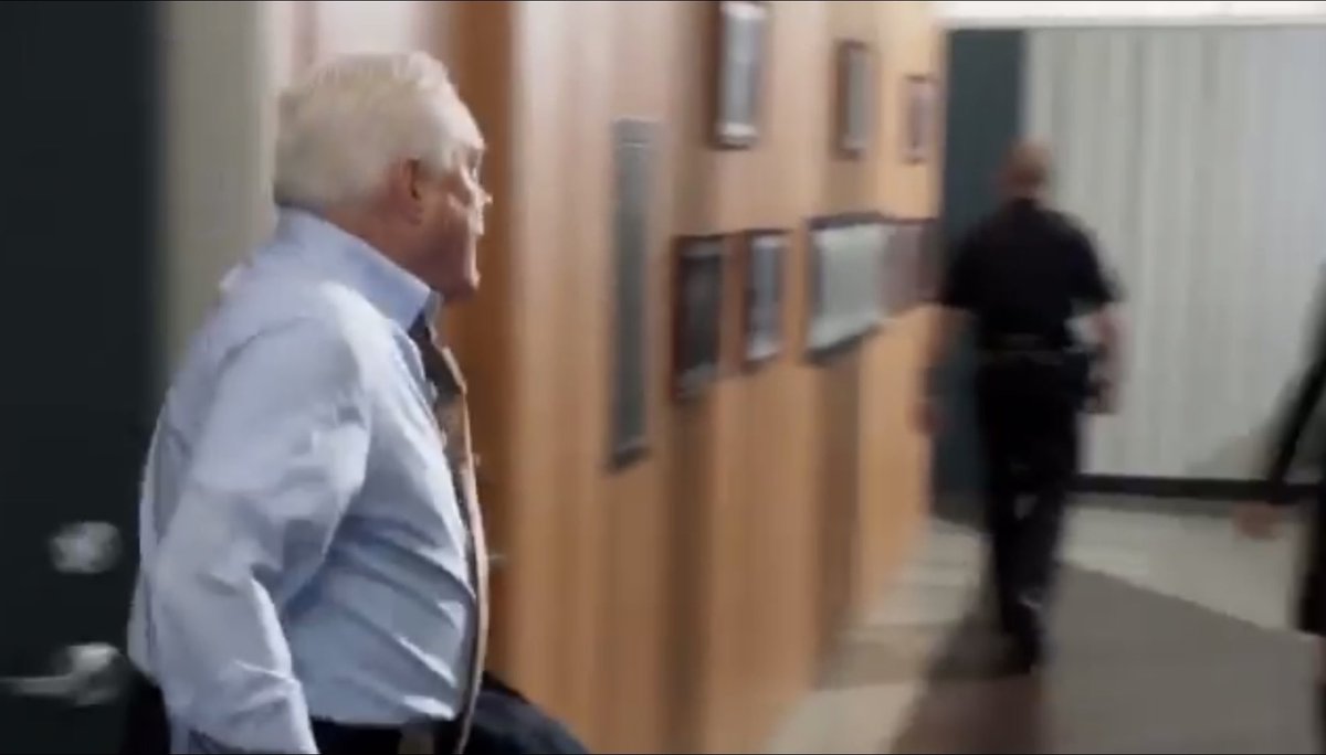 DHPLover's tweet image. #OTD in 2015:

Provenza: “Sorry to have pull you out of the Interview Room...”

#MajorCrimes #TakingTheFall