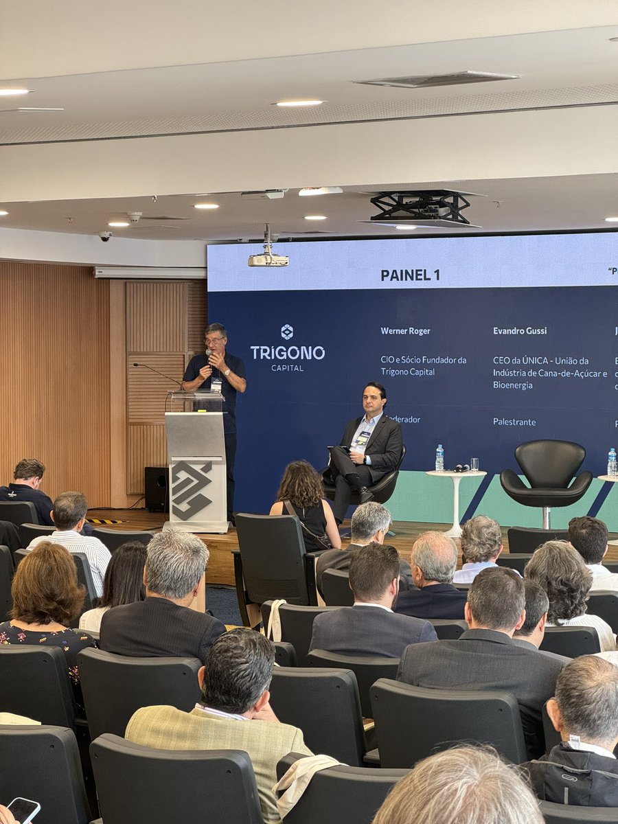 Werner Roger ao vivo agora no Trígono Day

Veja ao vivo no YouTube: youtube.com/live/kXdEy9cea…