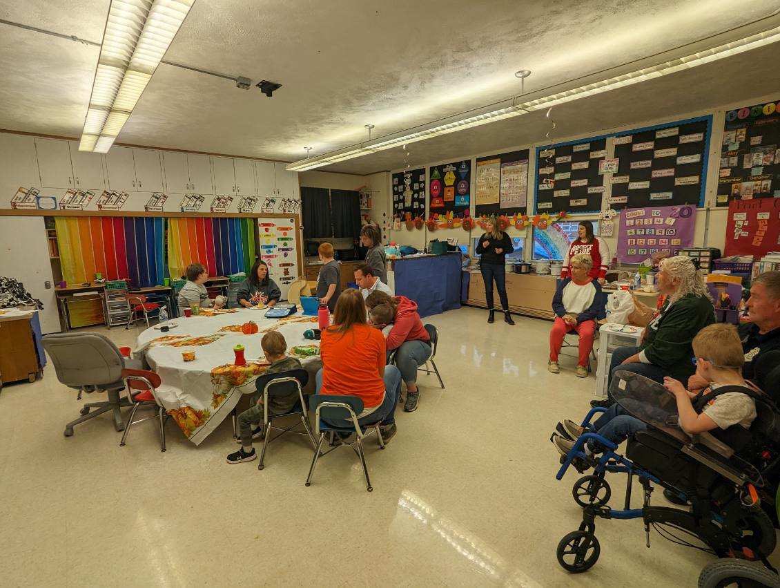 BCS_StudentSvcs's tweet photo. Had a wonderful Thanksgiving feast with some of our friends in Mrs. W’s class. Happy Thanksgiving! https://t.co/XJRvjOVkZZ