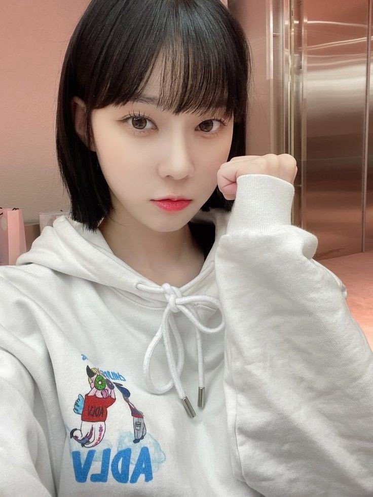 이나 tweet media
