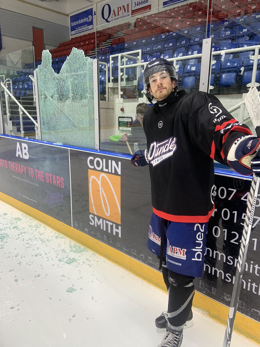 DundeeStars's tweet photo. 😬 Working a little too hard at practice today #COYStars https://t.co/wbDKQknKHi