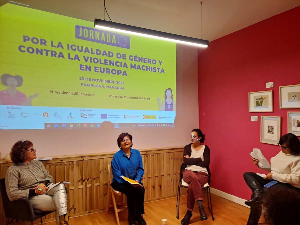 Seguimos diálogo sobre #DirectivaEuropea de #ViolenciaDeGénero con Virginia Gil directora de la Fundación, Tatiana Retamozo @AIETIcomunica y Antonia Avalos @RedLatinas para demandar #UnaDirectivaParaTodas que garantice derechos de mujeres migrantes y contra la #violenciasexual