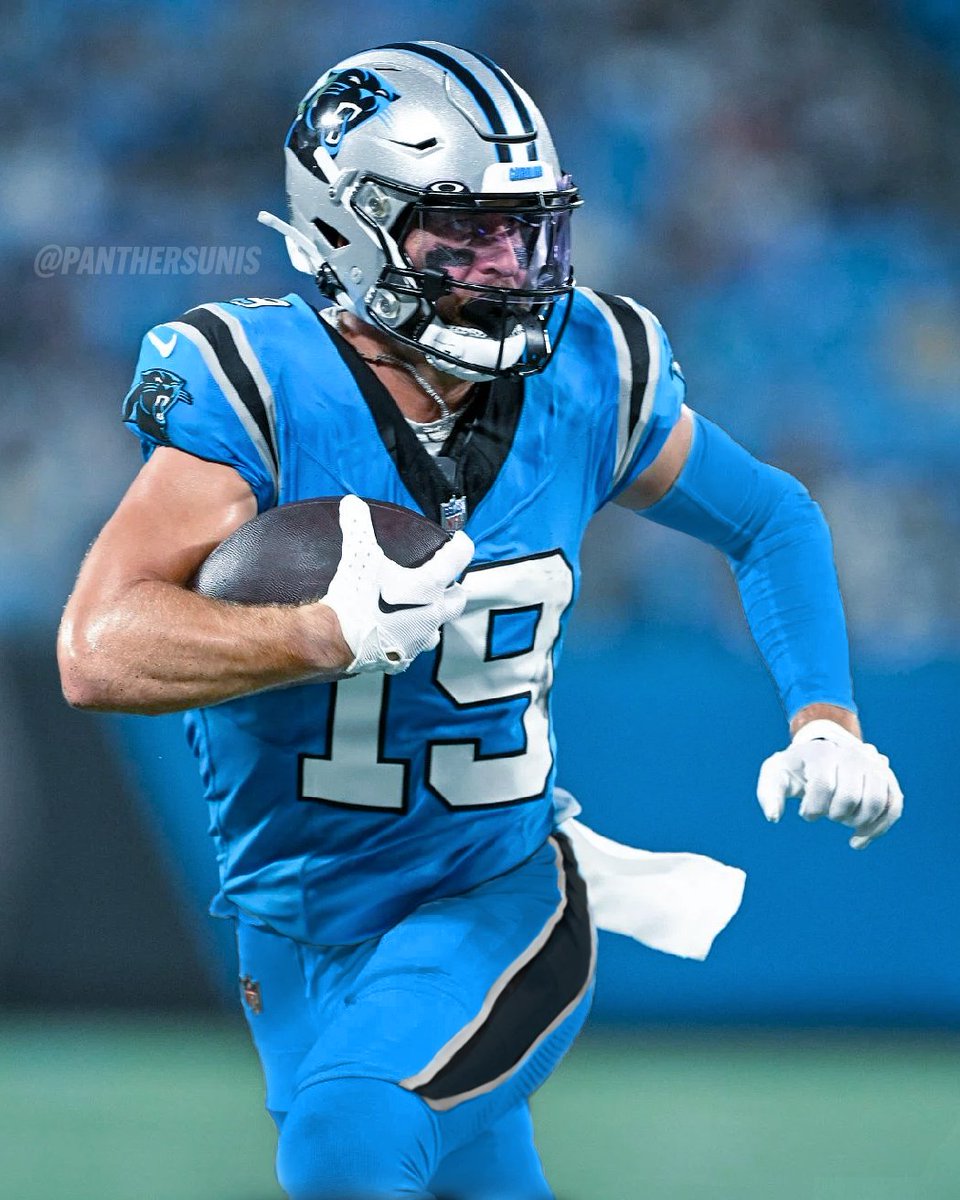 Here's how the Panthers would look today if they wore their blue Color Rush uniforms 🔵🔵

Carolina debuted this combo on Thanksgiving 2015

<a href="/Panthers/">Carolina Panthers</a> | #KeepPounding