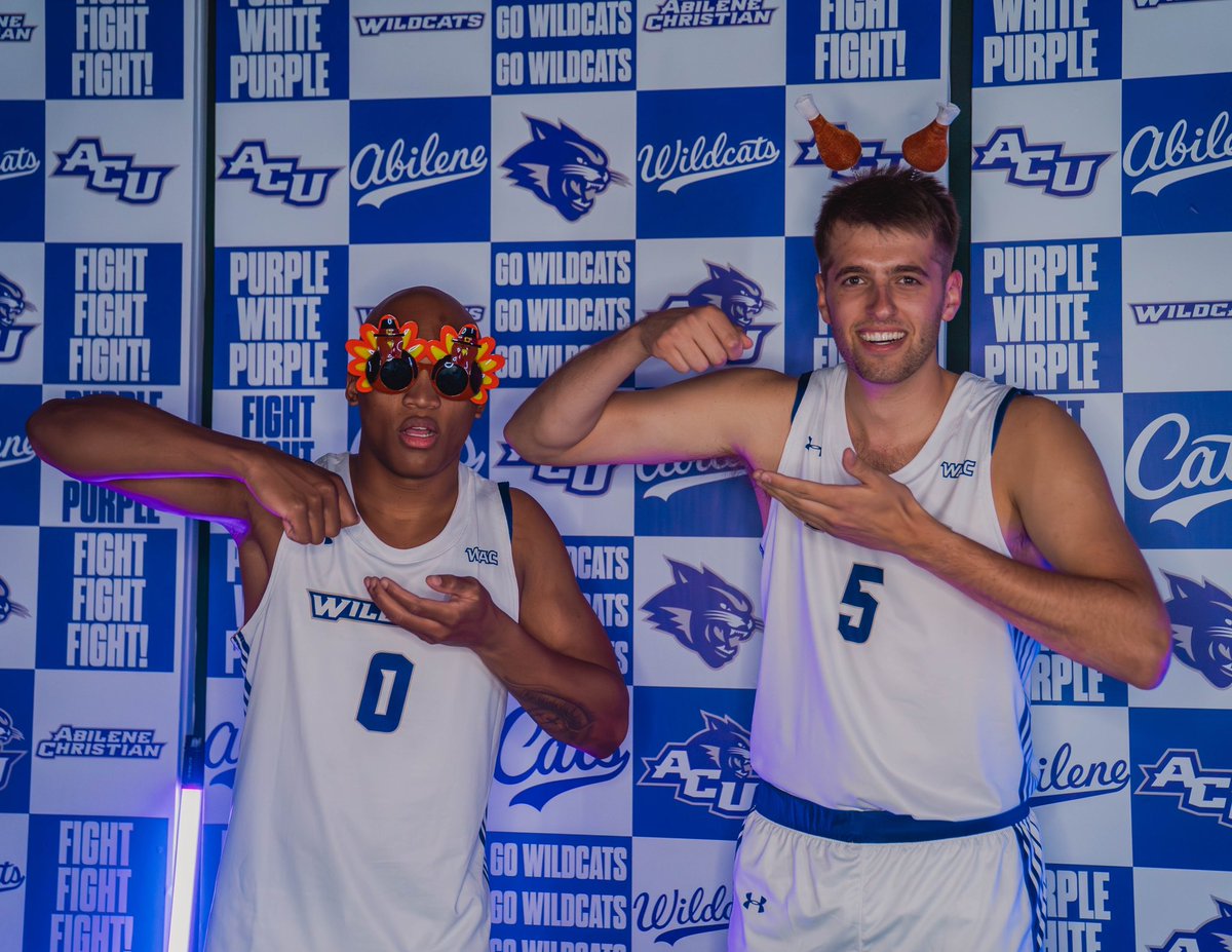 Wishing you all a Happy Thanksgiving Wildcats!! 🦃

#BeDifferent | #GoWildcats