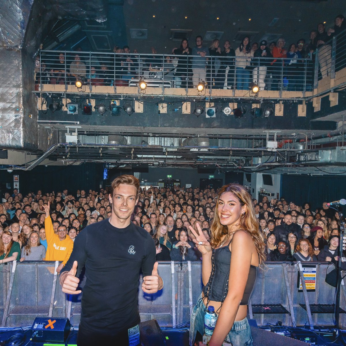 NatalieShay_'s tweet image. 💫 tuesday night was a dream 💗 the first venue I ever played back in 2012!! Full circle x 

What a year 🥺
📸 @lthpvisuals 

#livemusic #gig #o2academy #london #natalieshay #christopher #magic