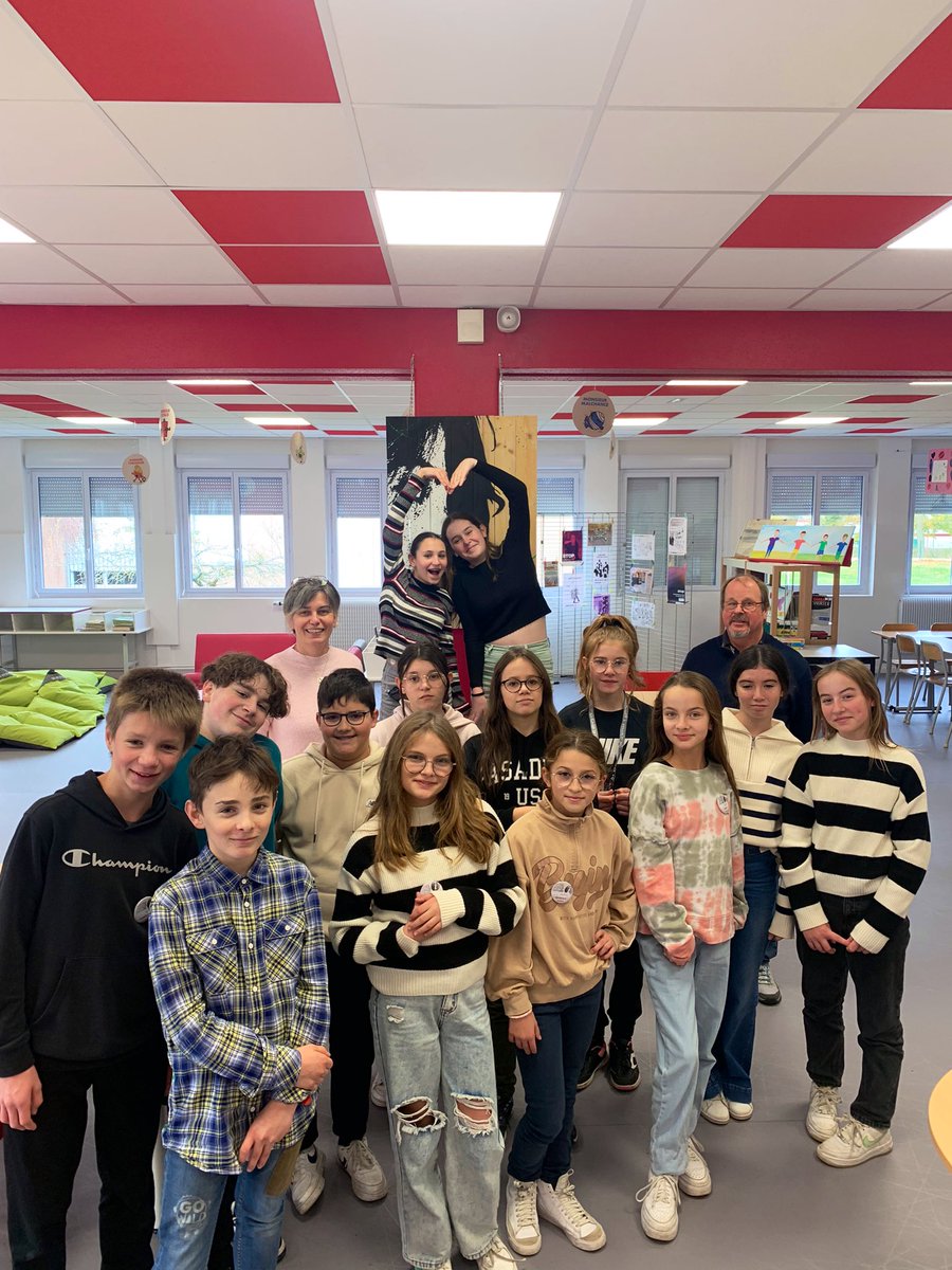 MARINA RJK tweet media