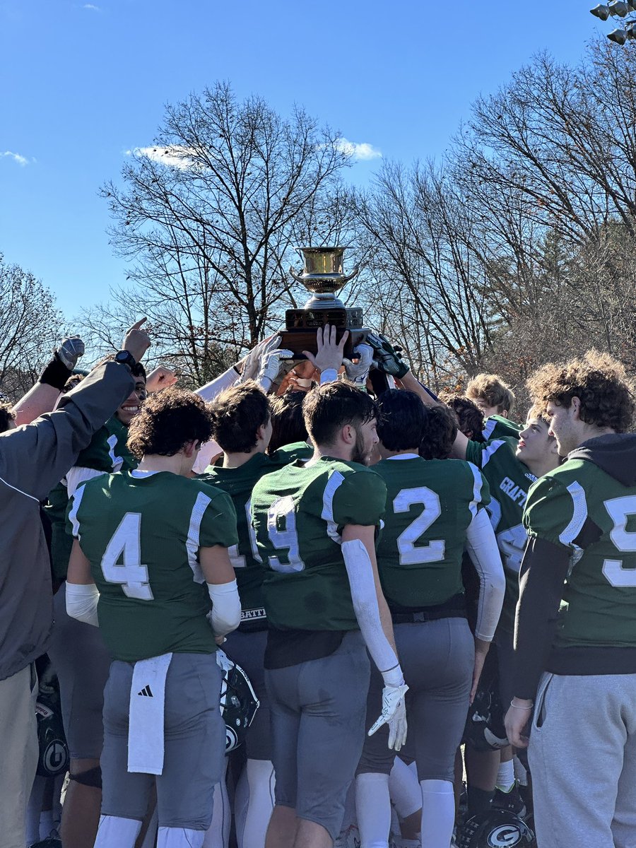 Happy Thanksgiving! 🦃

Final score:
Grafton-14 | Milbury- 0

What a year! Gators went 9-3 and competed until the end.

Thank you @CoachGatorFB 🏈 Cheers to yet another incredibly successful year!