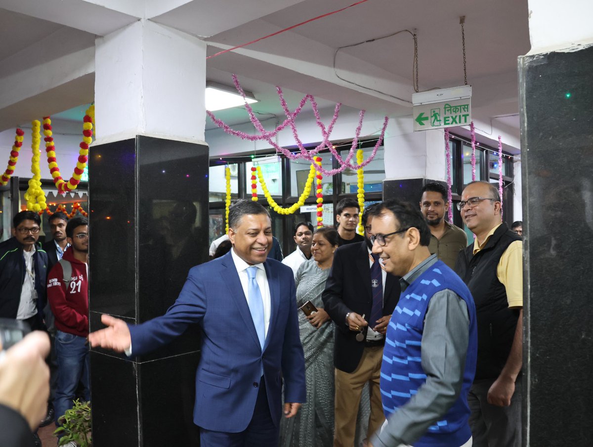 University College of Medical Sciences, Delhi (@ucmsofficial) on Twitter photo <a href="/profpiyushgupta/">Piyush Gupta</a> @DrGupta46 <a href="/drsitu/">Dr Satendra Singh, MD</a> <a href="/ONDCP/">ONDCP</a> <a href="/USAndIndia/">U.S. Embassy India</a> <a href="/GirishTyagiDMC/">GIrish Tyagi</a> <a href="/khanamirmaroof/">Dr Amir Maroof Khan, MD</a> With Coordinators of Students Societies & Hostel tour 10/ <a href="/profpiyushgupta/">Piyush Gupta</a> @DrGupta46 <a href="/drsitu/">Dr Satendra Singh, MD</a> <a href="/ONDCP/">ONDCP</a> <a href="/USAndIndia/">U.S. Embassy India</a> <a href="/GirishTyagiDMC/">GIrish Tyagi</a> <a href="/khanamirmaroof/">Dr Amir Maroof Khan, MD</a> With Coordinators of Students Societies & Hostel tour 10/