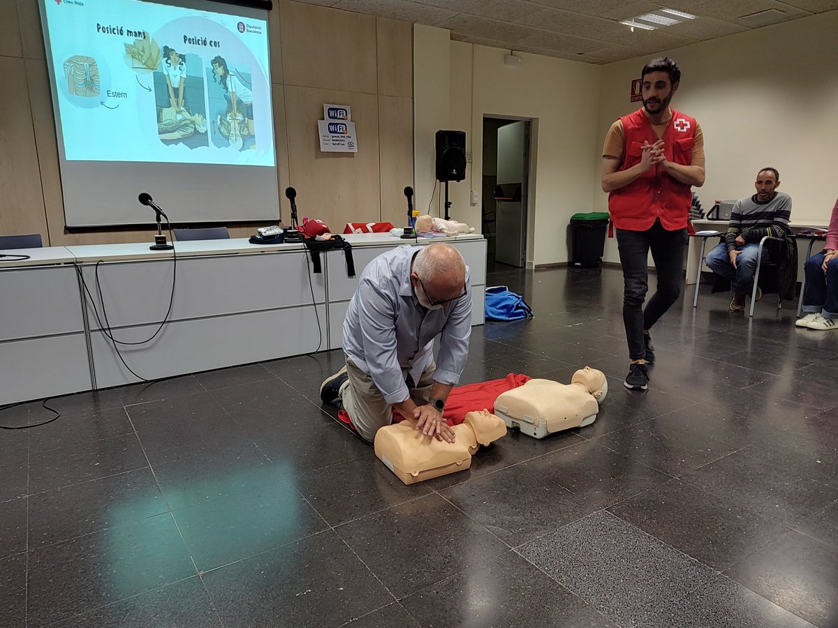 SEZ Mataró (CRP, EAP i LIC) (@semataro) on Twitter photo Avui <a href="/SEmataro/">SEZ Mataró (CRP, EAP i LIC)</a> , <a href="/sseifp/">edu_mvo</a> , #CRETDIC i #inspecció de <a href="/SSTTMVO/">ST_MVO</a> estem fent un taller d'autoprotecció amb <a href="/CreuRojaCAT/">Creu Roja Catalunya</a> gràcies a Protecció Civil de <a href="/matarocat/">Ajuntament de Mataró</a> Avui <a href="/SEmataro/">SEZ Mataró (CRP, EAP i LIC)</a> , <a href="/sseifp/">edu_mvo</a> , #CRETDIC i #inspecció de <a href="/SSTTMVO/">ST_MVO</a> estem fent un taller d'autoprotecció amb <a href="/CreuRojaCAT/">Creu Roja Catalunya</a> gràcies a Protecció Civil de <a href="/matarocat/">Ajuntament de Mataró</a>