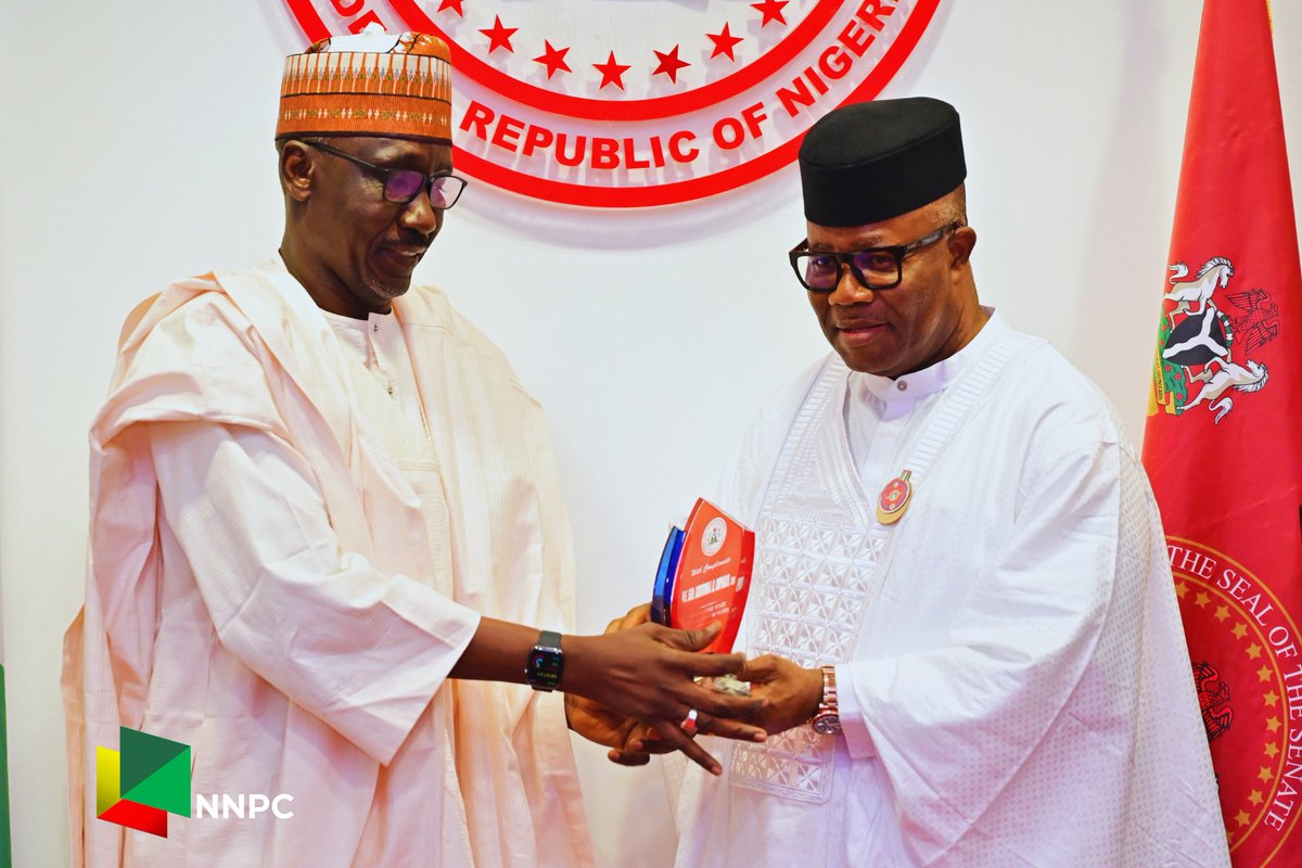 UmarMeremi's tweet photo. A shout-out to Mr. Mele Kyari, OFR. Working assiduously to realizing H.E. President Bola Ahmed Tinubu's mandate. @MKKyari 
#RenewedHope https://t.co/cZgqqPqgSa