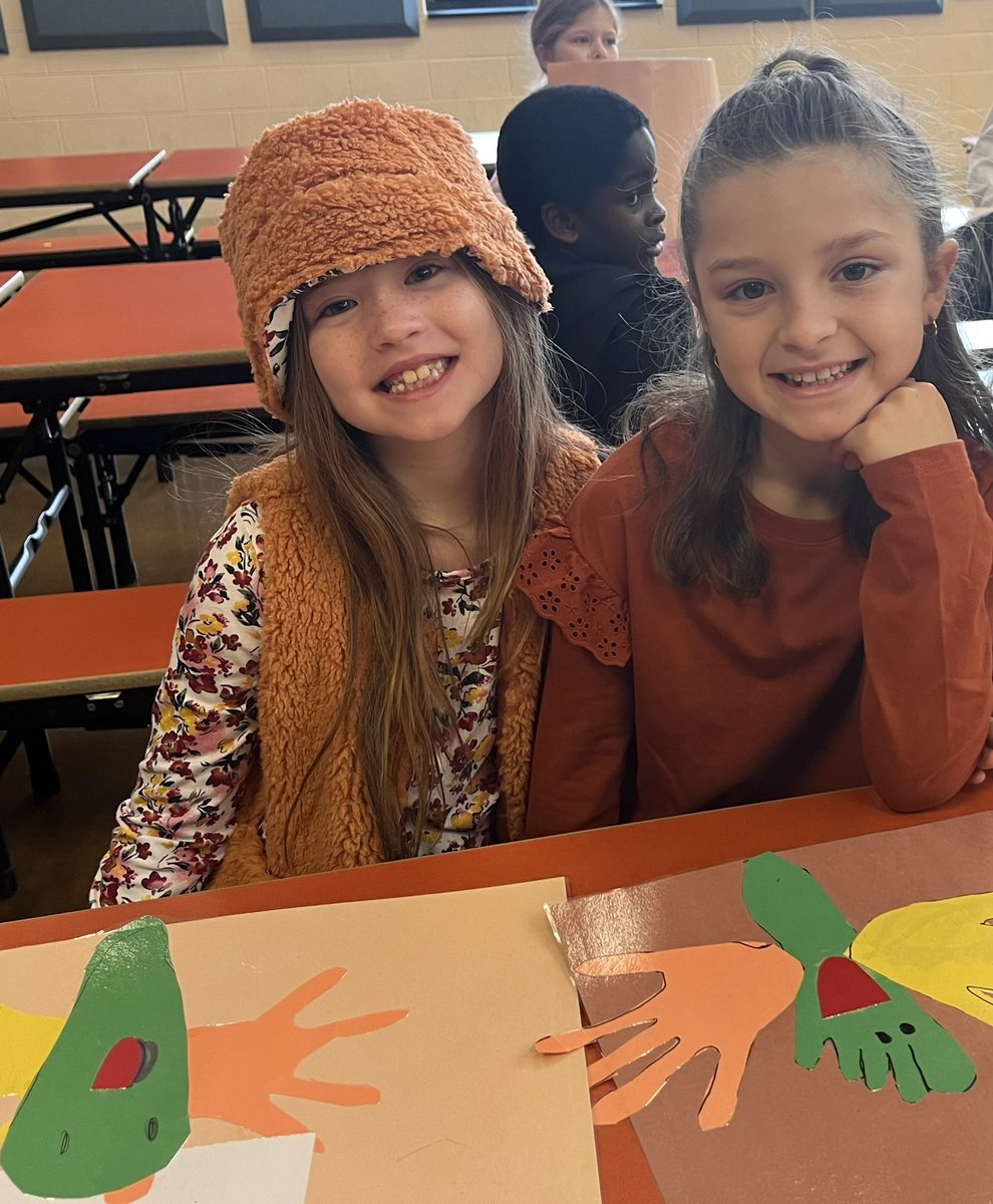 Miss Hanney tweet media