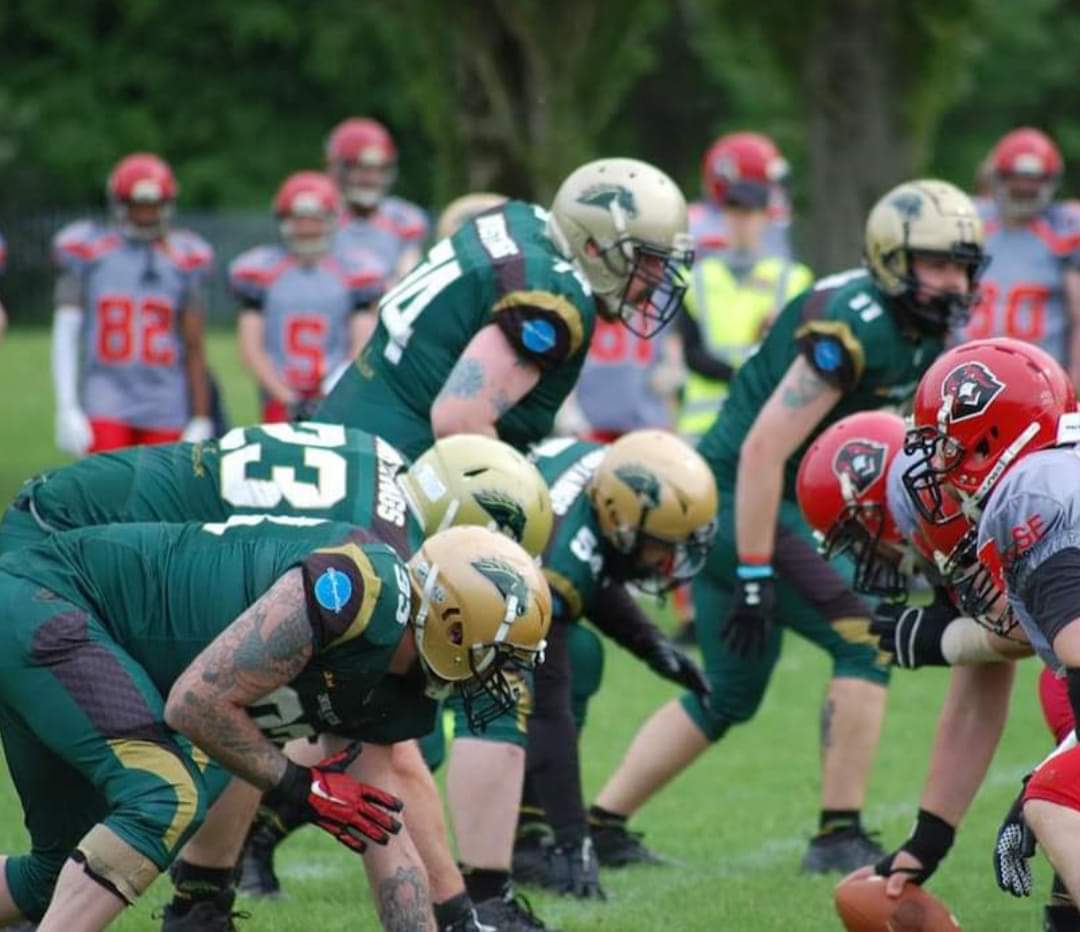 At Thanksgiving, we're extremely thankful for our linemen. 

Playing in the trenches, doing the heavy lifting and the dirty work. A special group of players who don't do it for the recognition or the awards, but do it for their brothers and the love of the game.

Love them all.