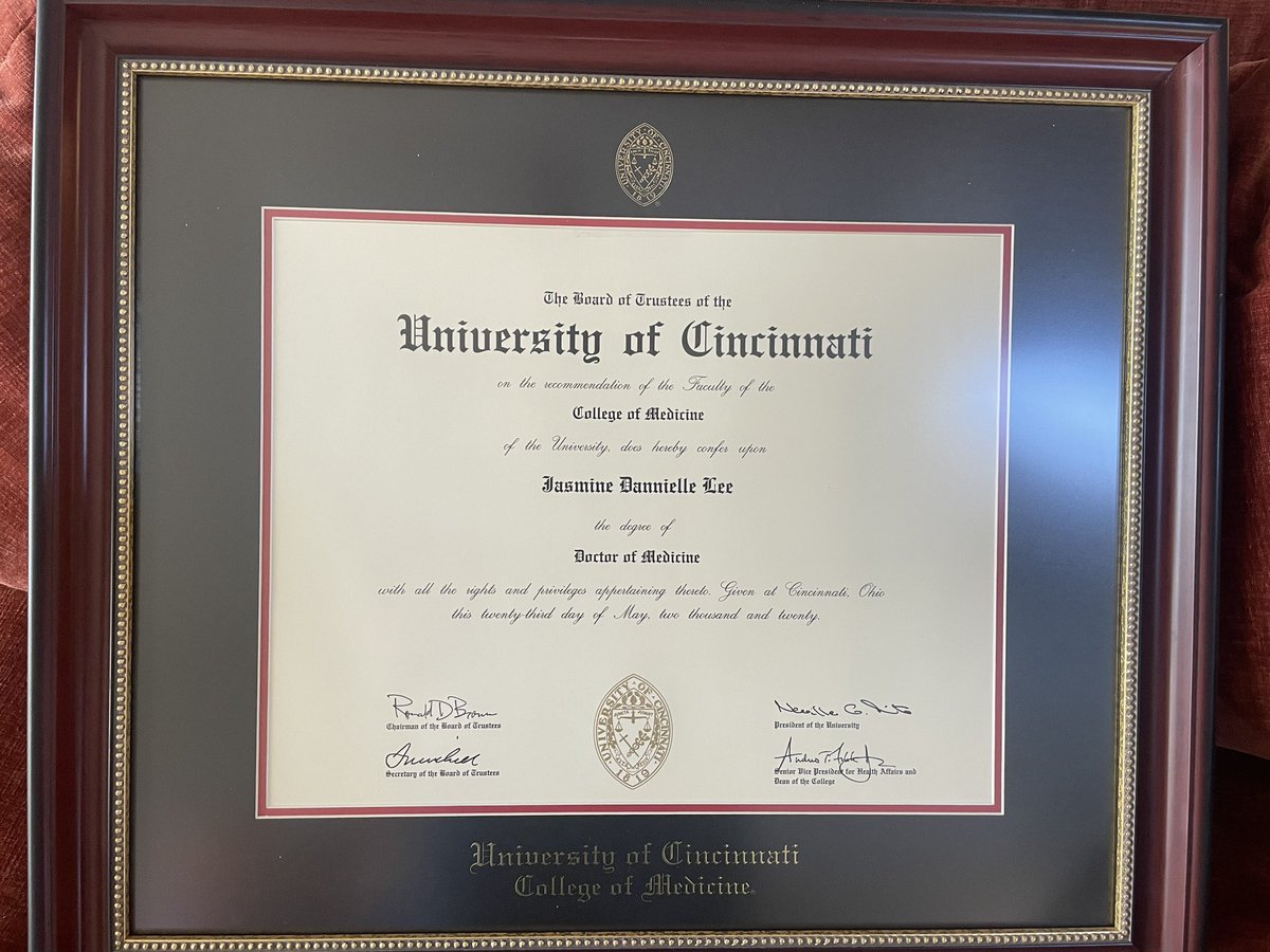 DrJasmine_MD's tweet image. 3.5 yrs ago I graduated from medical school in the middle of a global pandemic. I never walked the stage. I had match day in my living room. And my degree was mailed to me in a tube as  proof of this accomplishment. Today, My Dad had my degree finally framed! 🥹 #Classof2020