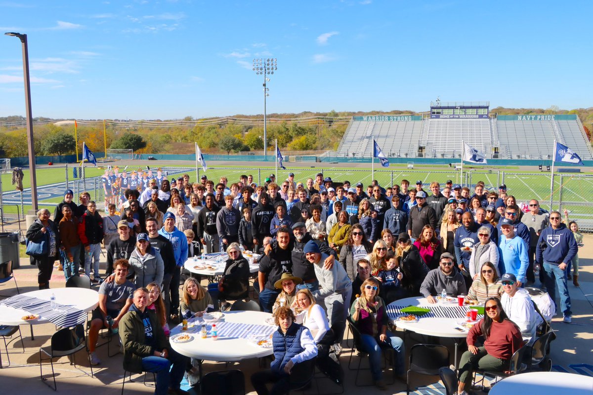 Happy Thanksgiving from the Warrior Football Family!

#BeOne