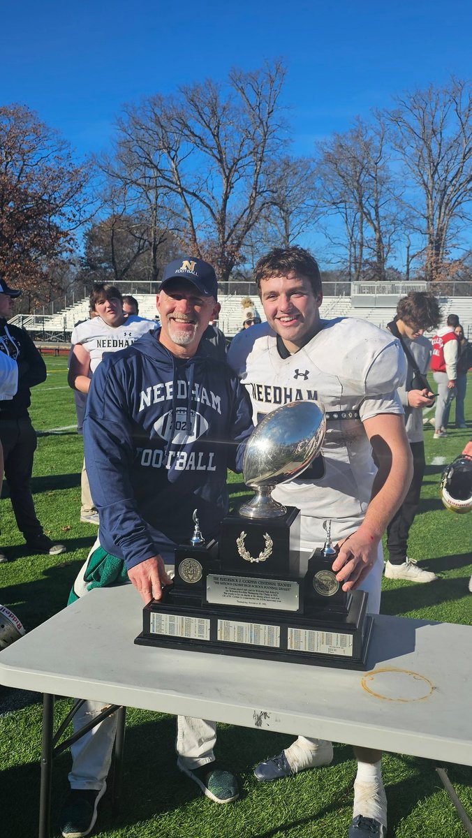 TNC_Sports's tweet image. A few pics from Needham's Turkey Day Triumph, 21-7, over Wellesley. Congrats to Needham for a fabulous 10-2 record and congrats to this group of seniors!! Highlights coming soon... #TheNeedhamChannel #NeedhamRockets #NeedhamFootball #highschoolfootball #ThanksgivingFootball