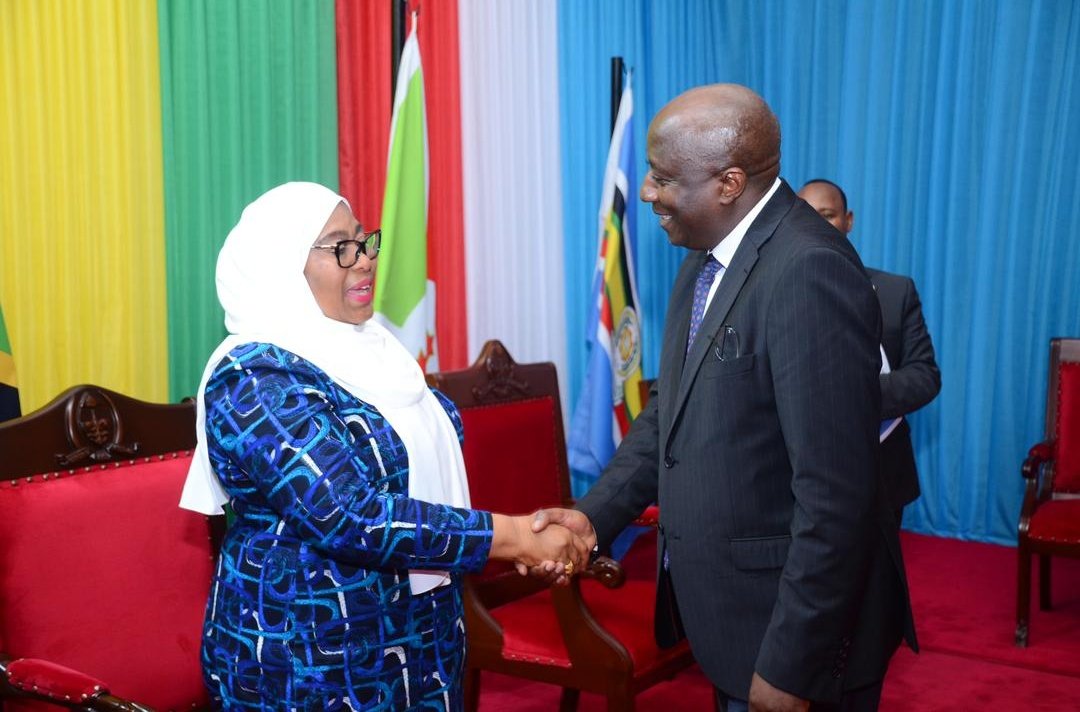 PrimatureRwanda's tweet photo. Today, in Arusha Tanzania, Prime Minister Dr. Ngirente attended the EAC High-Level Forum on Climate Change and Food Security, ahead of the 23rd Ordinary Summit of EAC Heads of State, which is slated for tomorrow. https://t.co/i7ggvmNsB8