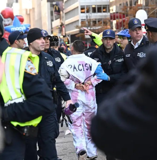 StopAntisemitism tweet media