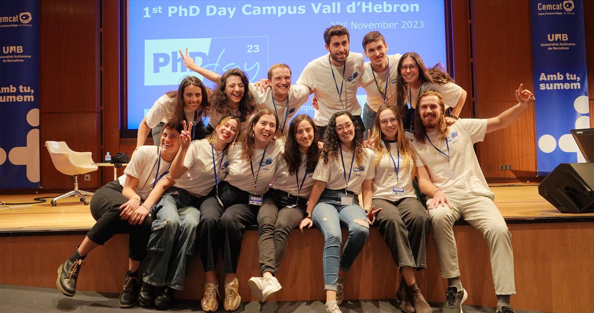 anna_deas's tweet photo. This people have done this day possible, together with the fantastics @maria_yubero and Marta 🫶🏼 #PhDDayVH https://t.co/WB3vX1rTpZ