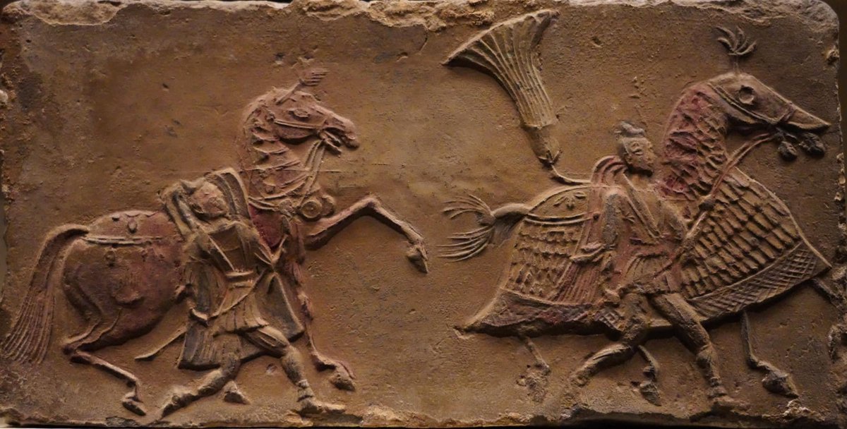 Cecelia_zhang0's tweet photo. Brick paintings during the Northern and Southern Dynasties(420-589)
南北朝时期南朝的砖画，特有的裤褶，襦裙，曲领，翘头履造型 https://t.co/7QZk7RLWPK