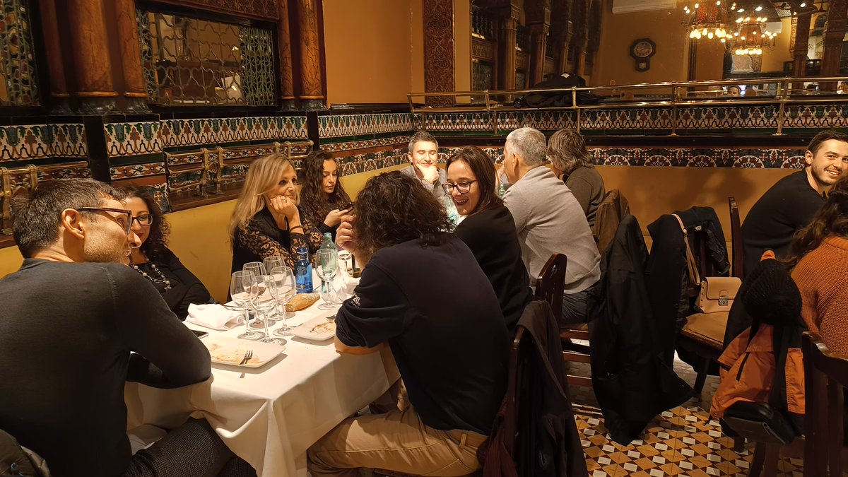 AUTO-TWIN tweet media