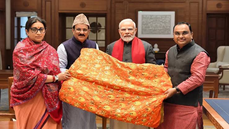 Shripad_89's tweet photo. @BeingPolitical1 @jimmyjvyas But then he goes on &amp; does this https://t.co/x8WHlmAyKq