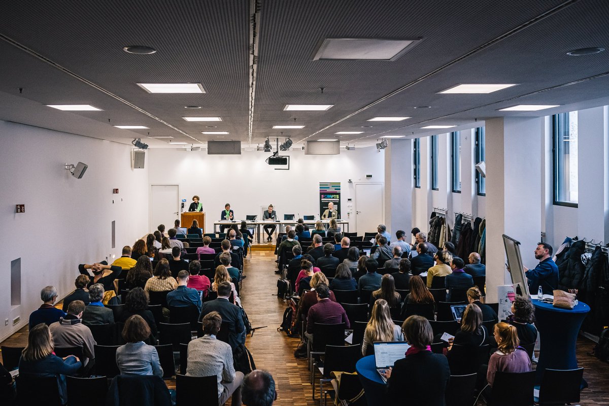 scriptsberlin's tweet photo. Halfway through the SCRIPTS Midterm Conference. Presenting findings on spatial &amp; temporal variations of contestations and insights on the liberal border script and the liberal (international) order. Grateful for the first round of brilliant comments by our international guests! https://t.co/rrJNDuQI9L