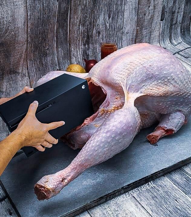 IdleSloth84_'s tweet photo. Happy Thanksgiving to all my friends &amp; followers 🦃 https://t.co/cpGUv71hcj