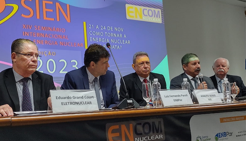 AmazulDefesa's tweet photo. No dia 21 de novembro, a AMAZUL participou da abertura do XIV Seminário Internacional de Energia Nuclear/Encontro de Comunicação (SIEN/ENCOM 2023), que acontece até hoje no Rio de Janeiro. Saiba mais: https://t.co/k0UfH5G5sk https://t.co/FvXNrUXrJG