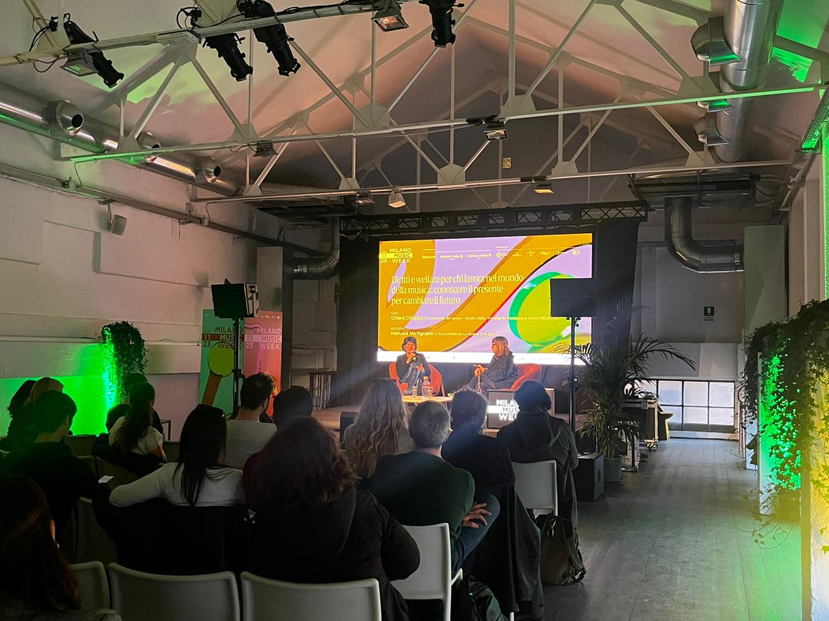 Fondazione Centro Studi Doc (@centrostudidoc) on Twitter photo Ieri la nostra presidente e consulente del lavoro Chiara Chiappa ha dialogato con Manuela Martignano de <a href="/lamusicachegira/">La musica che gira</a> sui diritti e il welfare per chi lavora nella #musica.
La sala gremita ha dimostrato che sono temi centrali per chi lavora nel settore.
#timeisnow #mmw23 Ieri la nostra presidente e consulente del lavoro Chiara Chiappa ha dialogato con Manuela Martignano de <a href="/lamusicachegira/">La musica che gira</a> sui diritti e il welfare per chi lavora nella #musica.
La sala gremita ha dimostrato che sono temi centrali per chi lavora nel settore.
#timeisnow #mmw23