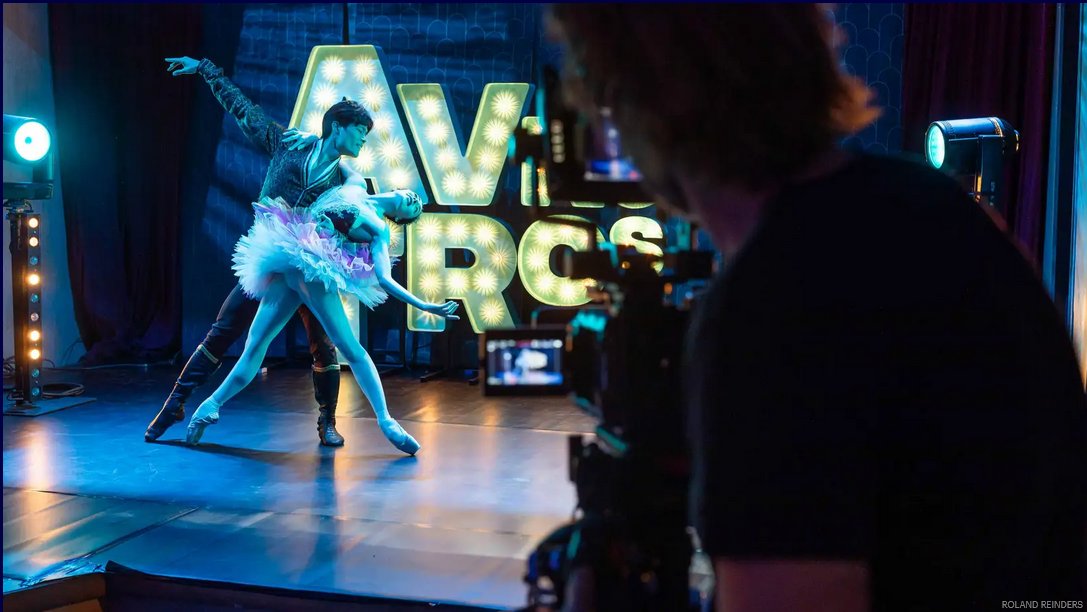 Zie <a href="/DutchNatBallet/">Het Nationale Ballet</a> vanavond in het nieuwe <a href="/avrotros_kunst/">AVROTROS Kunst</a> programma 'Voor de Show' met Jan Jaap van der Wal - 21.30 uur NPO1
avrotros.nl/article/het-na…
#ballet #dancers