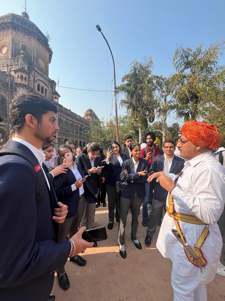 UniversityJammu's tweet photo. As part of the Experiential Learning Course, MBA (TTM) students of SHTM embarked on a captivating heritage walk to Mubarak Mandi during World Heritage Week. Learning, connecting, and celebrating our heritage together was a joyful experience.
@OfficeOfLGJandK https://t.co/2TBWjah9TW