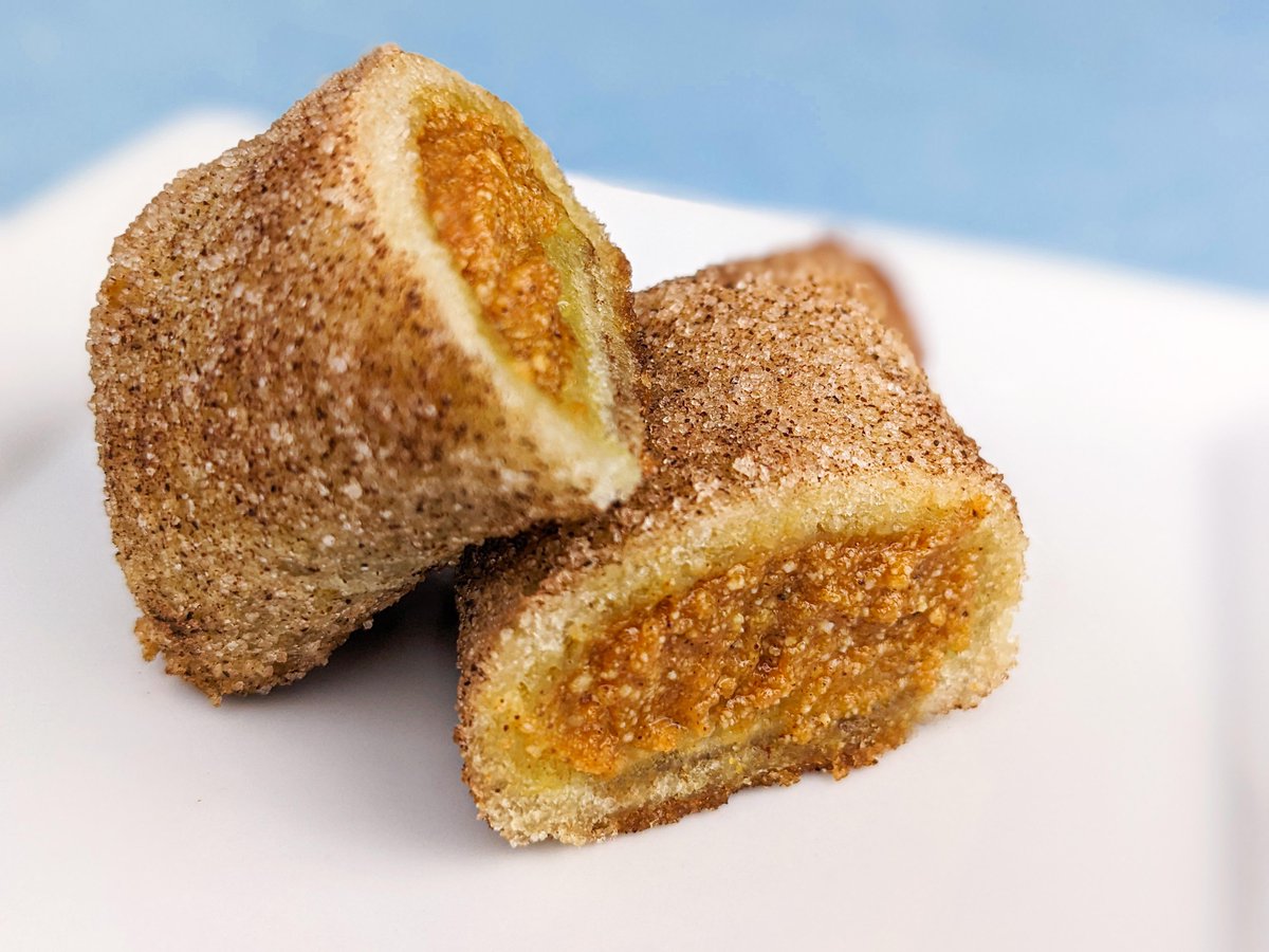 klostermanbread's tweet image. It's one of the most anticipated college football weekends of the season, and we've got the perfect recipe to pump up your @GoBearcatsFB tailgate: Pumpkin Pie Rally Roll-Ups! 📣 @GoBearcats #Bearcats #Recipes