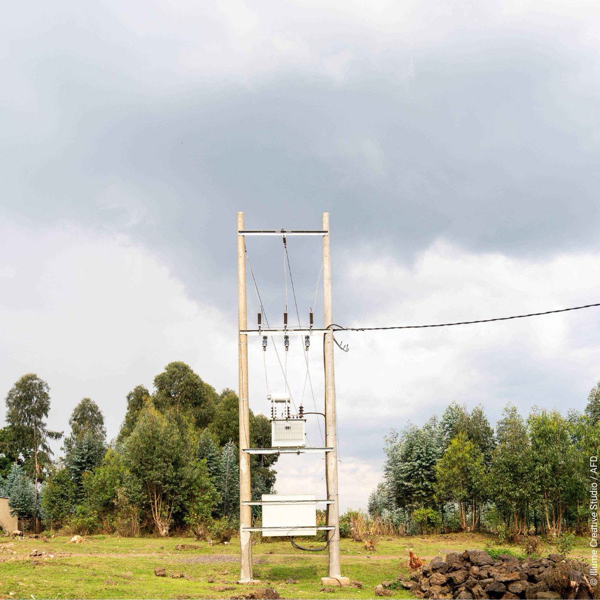 AFD_en's tweet photo. #ThursdayPicture | 🇷🇼 A modern electricity network in #Rwanda!
With @WorldBankAfrica, we're working to improve access to electricity for households, businesses and public institutions in Rwanda.
To better understand our projects on site⤵
@Lelayoc @ArthurGermond @ambafrancerwa