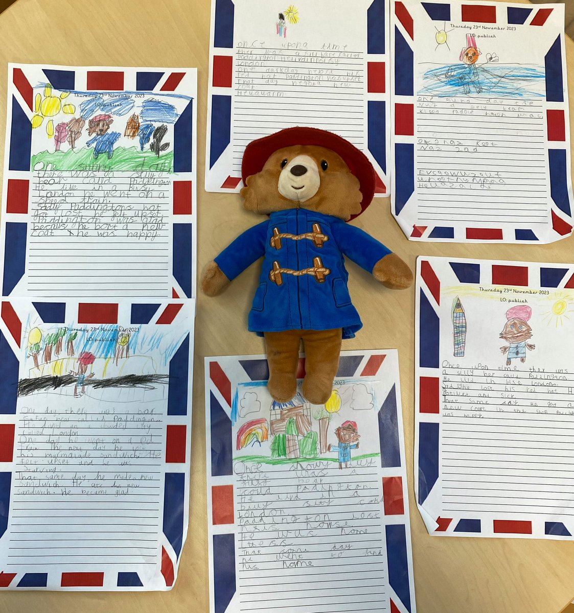 MissKingTindal's tweet photo. 🐻 @paddingtonbear had to come and see for himself too! 🐻 

👏🏻 Well done Year 1! 👏🏻 

@arktindal #TeamTindal @Talk4Writing https://t.co/w1BcrxVOJK
