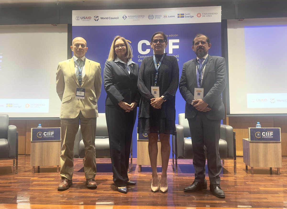 udelima's tweet photo. #ULEventos La acompañan Jaime Chang, especialista en gestión de proyectos de la Oficina Regional para Migración y Salud de @USAIDPeru; Ítalo Cardona, director de la Oficina de la @OITAndina, y Mariela Zaldívar, superintendenta adjunta de Conducta de Mercado e Inclusión Financiera de la @SBSPERU. #CIIF2023 #InclusiónFinancieraParaTodos #AccesoFinancieroParaTodos