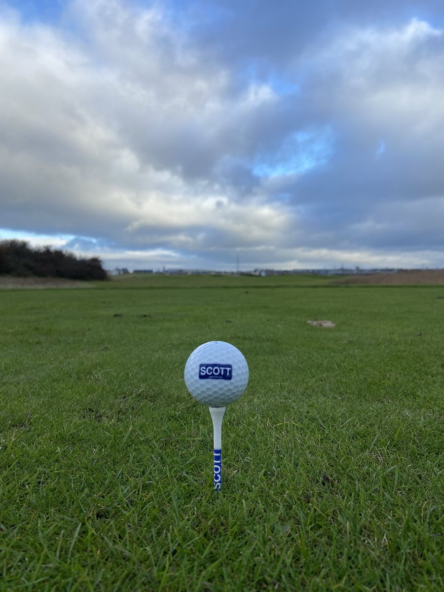 smaley02's tweet image. Big thanks to @AndrewScottLtd for inviting us down to play @MachynysGC today! 

Great course in great condition 💪