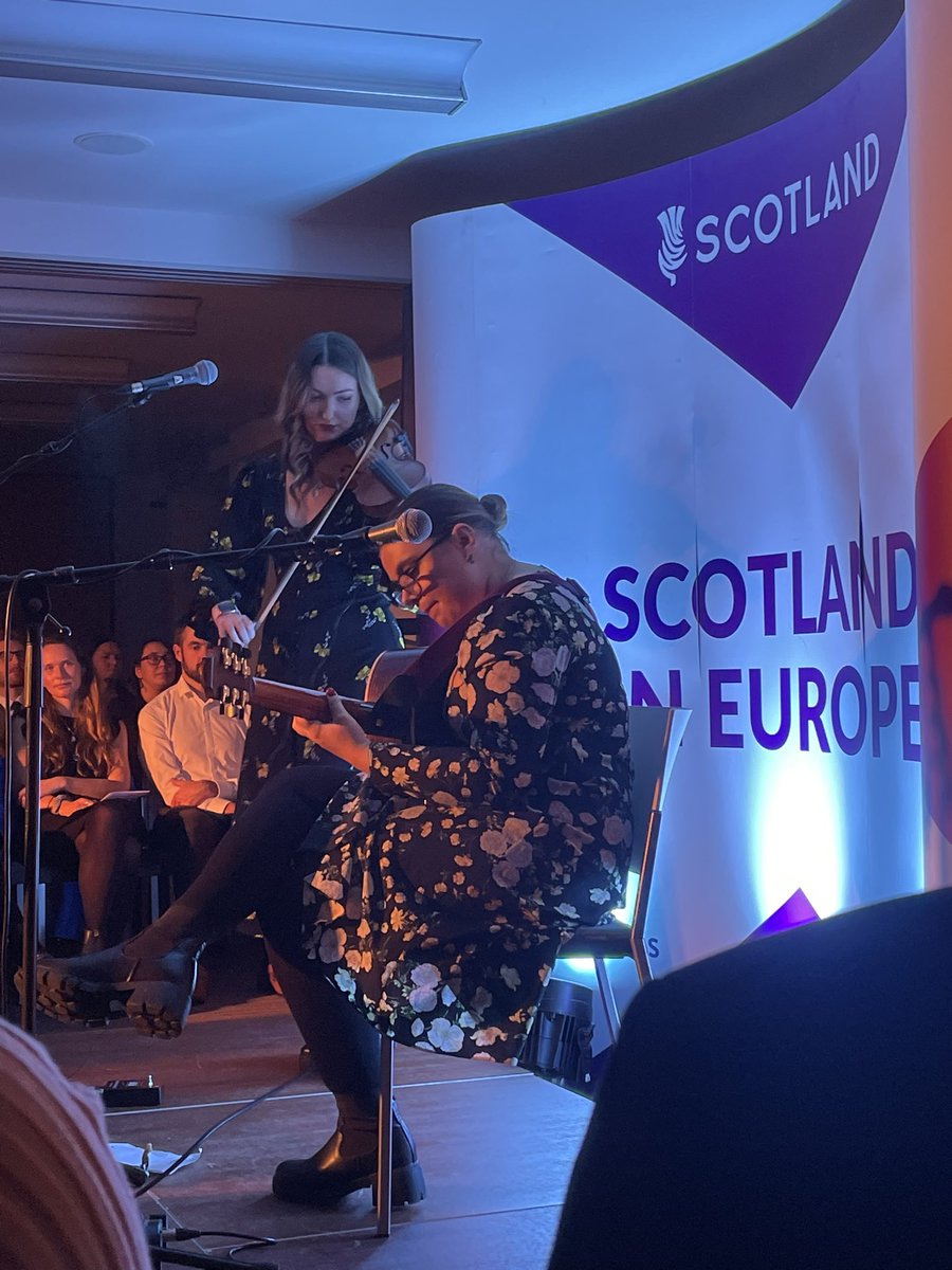 LydiaNiemi's tweet photo. Fantastic showcasing @OneHealthBP @ThinkUHI at the #OneHealthFair UK Ambassadors Residence @UKMisBrussels! Thank you for the invitation &amp; warm welcome @ScotGovBrussels @ScotlandEuropa 🏴󠁧󠁢󠁳󠁣󠁴󠁿🇪🇺 excited to continue exploring these valuable &amp; engaging One Health discussions soon! https://t.co/6Xh9YcIbKd
