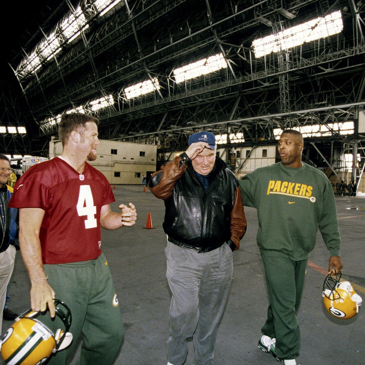 Pat O'Brien tweet media