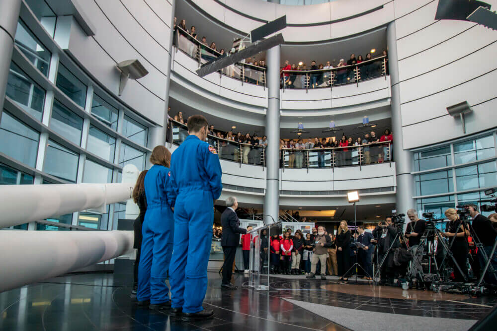 Skies Magazine tweet media