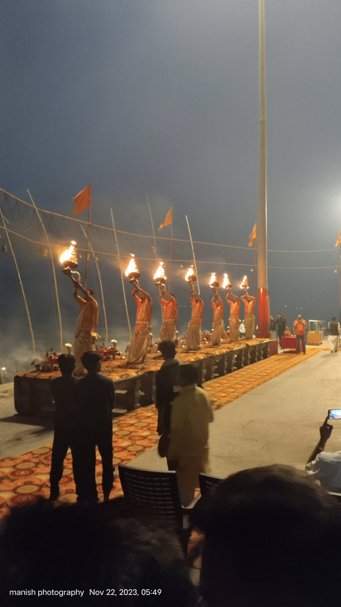 EyemManish's tweet photo. Ganga ghat ♥️#banaras https://t.co/ehSl9viDrn