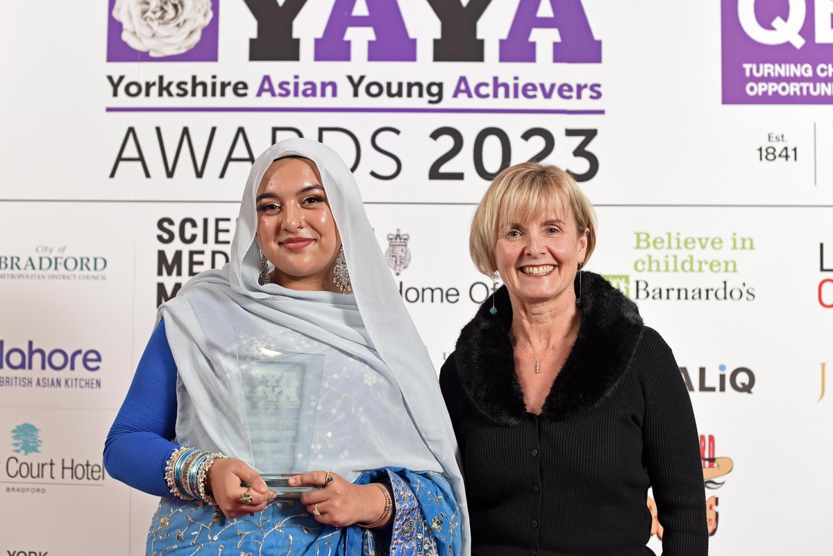 Samiyaa Ahmed won Not-for-Profit sector award, sponsored by @barnardos. Volunteered in refugee hubs in York & Newcastle, taught English to refugees, volunteered in refugee camps in Calais, Greece & France. Completed internship with MP, aspiring to work in the Human Rights’ sector