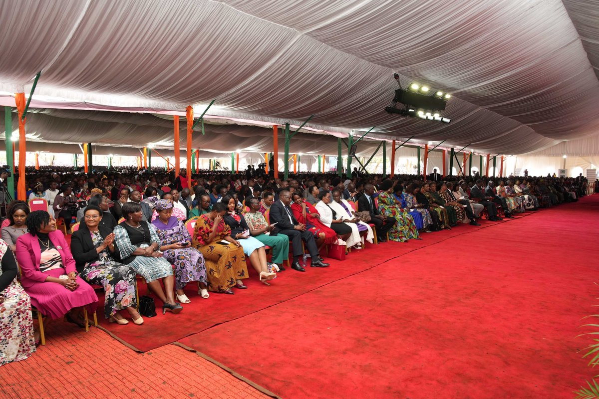 Today marked the celebration of the 14th Anniversary of H.E. @MamaRachelRuto's @Joyful_Women Organisation and the launch of @OAFLAD's #WeAreEqual Campaign in Kenya.

Among 20,000 women, guests included H.E. President @WilliamsRuto, high-ranking politicians and Kenyan dignitaries.