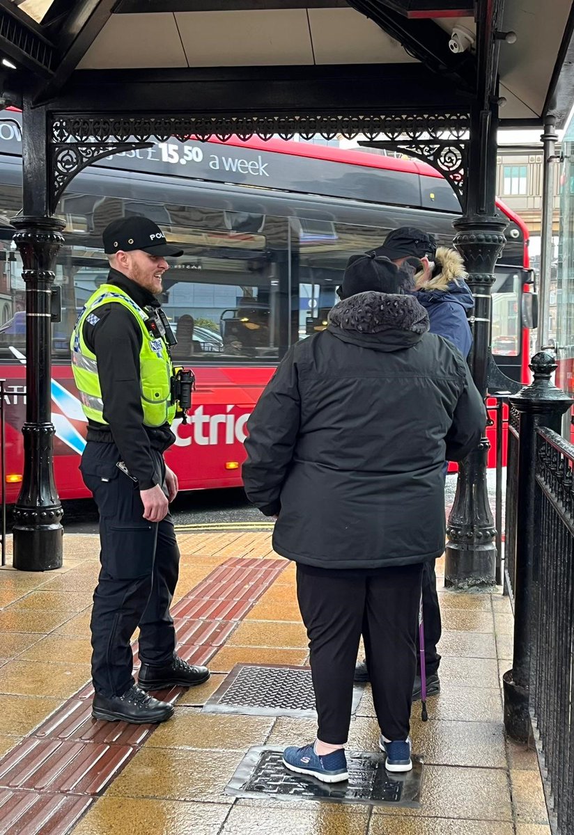 Did you spot our specially trained Project Servator officers? 👀 
We pop up anywhere and at anytime.
We use a range of tactics to help keep you safe, as we continue to look out for you.
Say hello when you see us.
More info on web.
#ProjectServator
#TogetherWeveGotItCovered