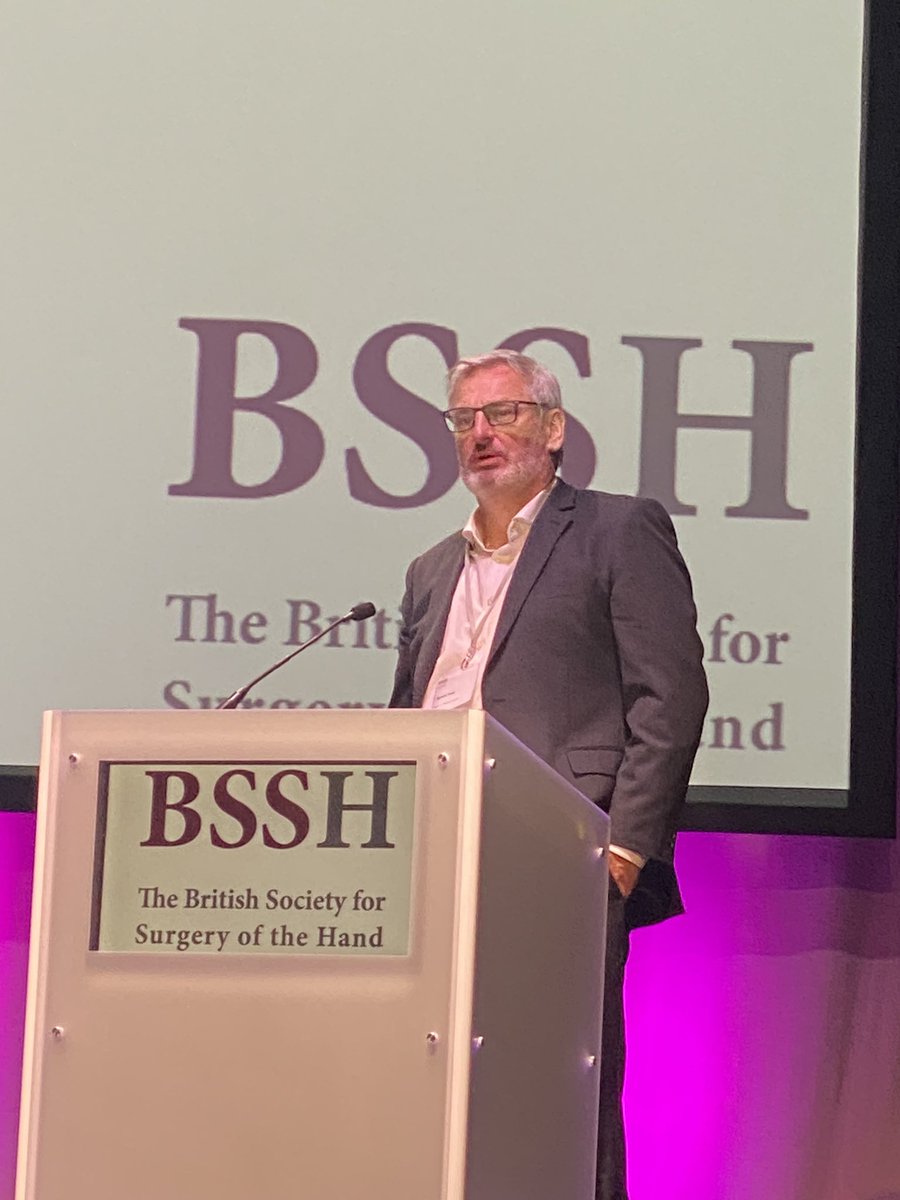 diving_digits's tweet photo. Military trauma and the mangled limb. Superb insights from Dom Power and Dr Raja Sabapathy. #bsshautumn2023 https://t.co/dyAfuU5MpB