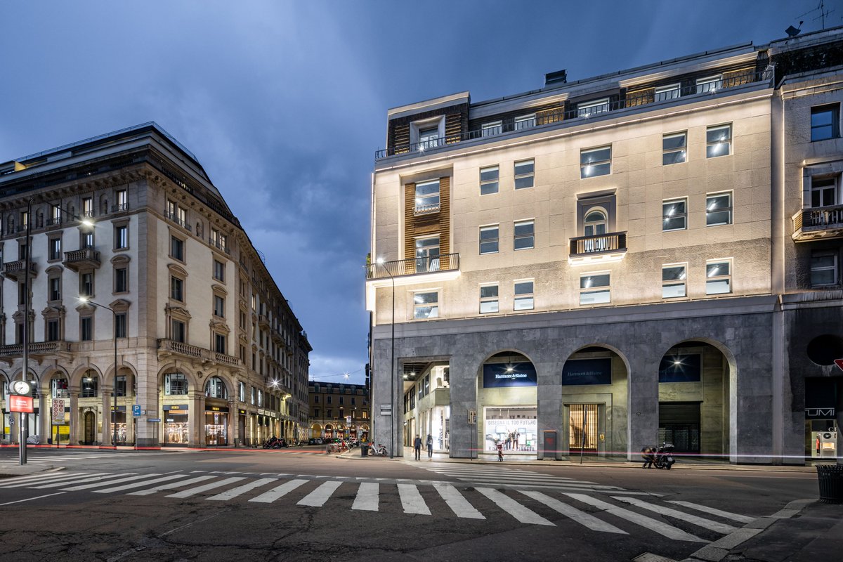 Prelios SGR ha finalizzato, tramite il Fondo Immobiliare primo RE,  l’acquisizione di una piastra commerciale con due importanti spazi retail in Corso Matteotti, 5 a Milano.  #Asset #AssetManagement #SGR #Investimenti #Commercial #Fashion #Shopping #Moda