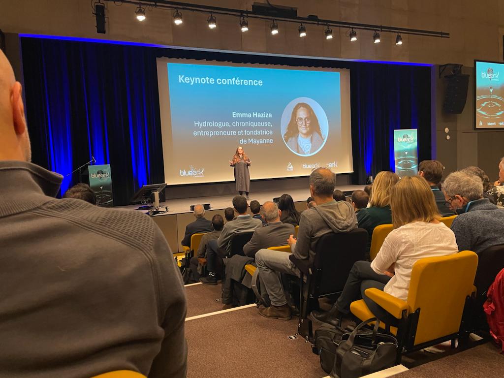 Agropole_Swiss's tweet photo. π§ 4e confΓ©rence BlueArk pour des discussions entre innovateurs, entrepreneurs et institutionnels sur lβor bleu + lβeau dans lβagriculture π
β On a +- 3000 litres dβeau chacun tous les jours dans notre assiette β @HazizaEmma, de @mayanelabs
#BlueArkConference #WaterExperts https://t.co/5Zy2XaRi3m